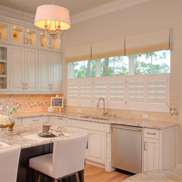 Alternate image for Solid Core Polymer Shutters