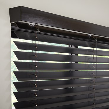 Alternate image for Legacy 2 1/2 Inch Wood Blinds