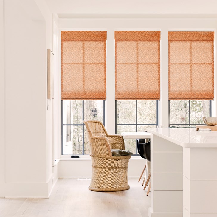 Color: Frond Sunset; Fold Style: Flat Seamless; Liner: Light Filtering