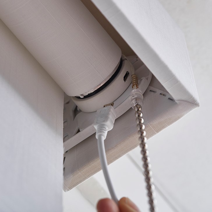 Close-up detail on the pull motor.