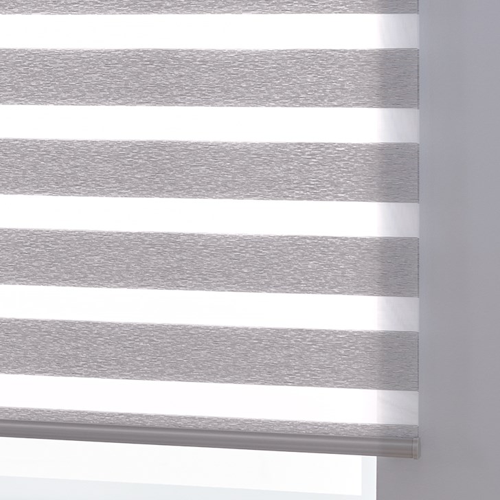 Color: Airy Breeze