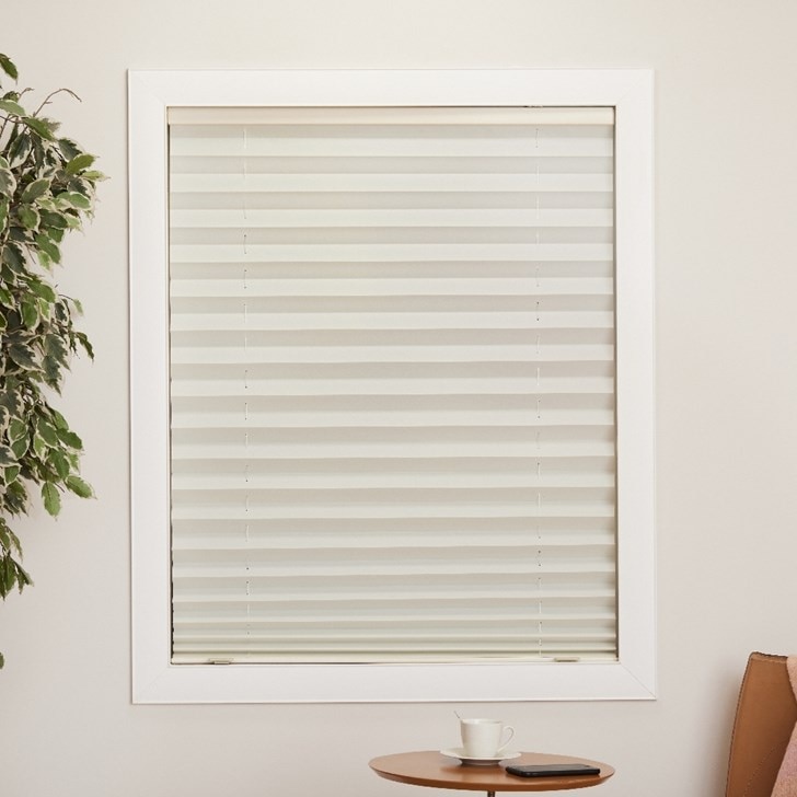 Pleated Cordless Shade color Cloud
