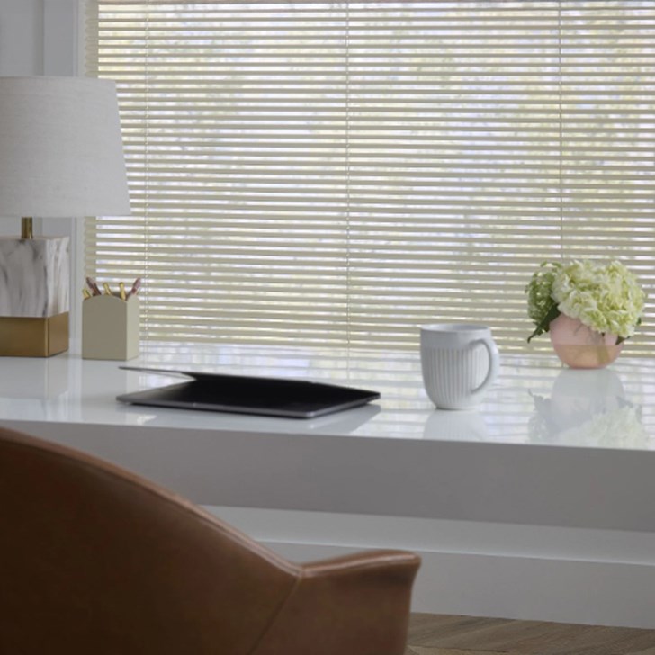 Color: Brushed Aluminum