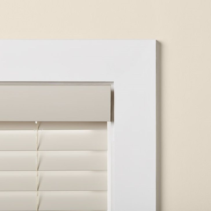 Crescent Valance