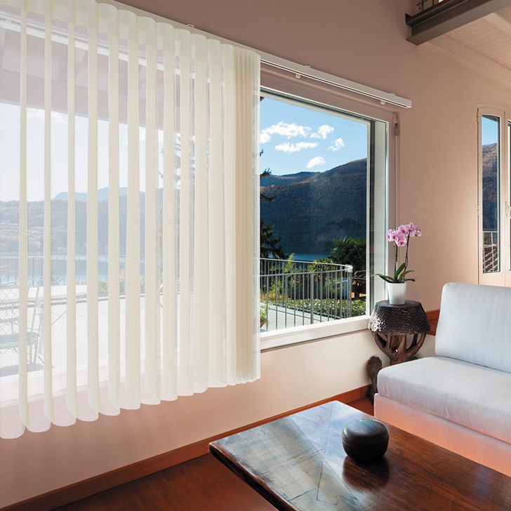 Color: Ivory F1129