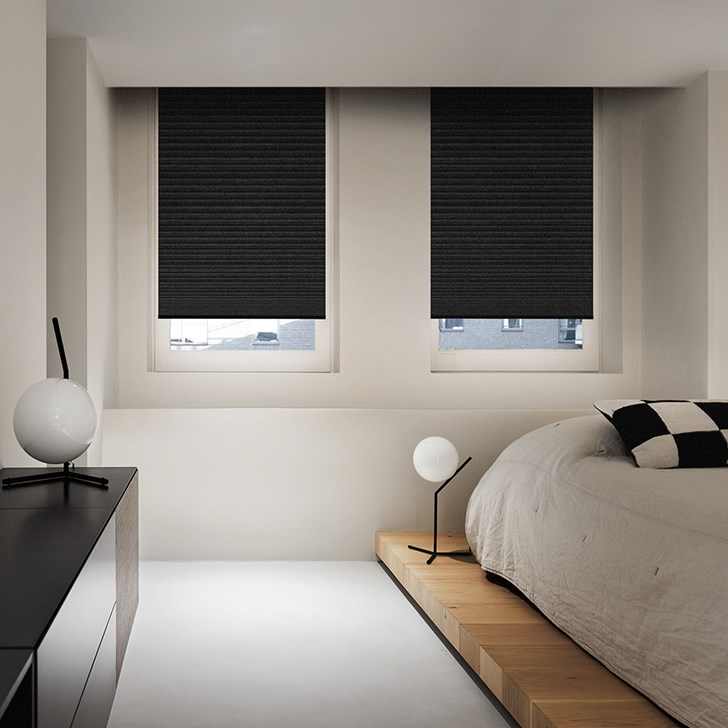 Color: Congo BO Darkbrown; Lift: Cordless; Headrail: Standard