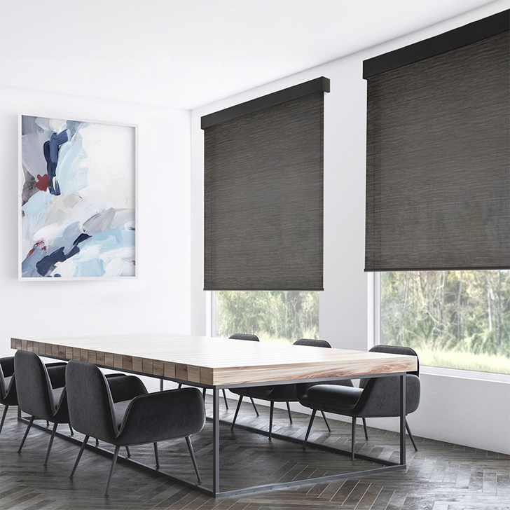 Color: Vantage Umber; Lift: Motorized