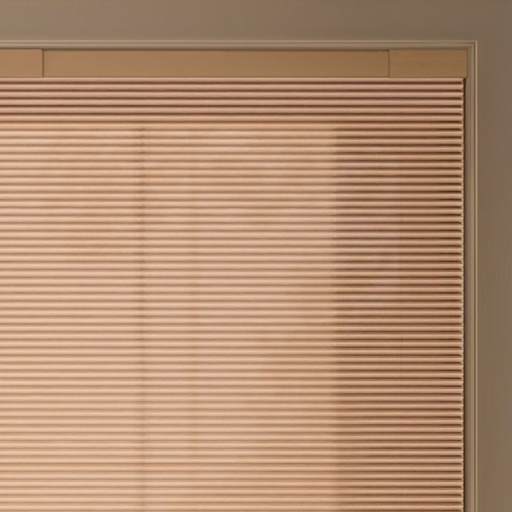 Color: Petal H25206; Lift: Cordless